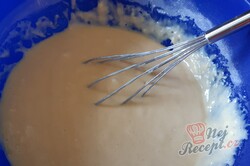 Příprava receptu Dokonalá bublanina: Za 10 minut připravená a přitom měkoučká jako pavučina, krok 1
