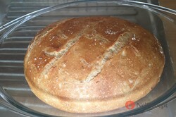 Příprava receptu Naprosto jednoduchý hrnkový chléb. Tak jemný, že ho zvládne připravit i úplný nováček – stačí zamíchat lžící., krok 1
