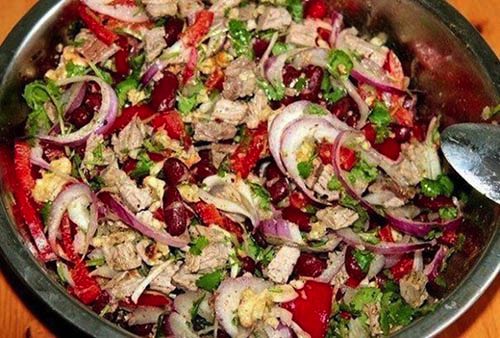 22 skvělých receptů na letní svěží saláty, na kterých si pochutnáte, krok 7